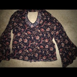 Floral wide sleeve top